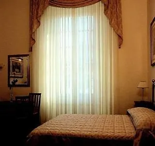 ホテル Black 5 Residenza D'epoca Verdi 4*